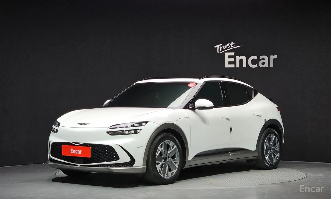 Photo 1 - Genesis GV60