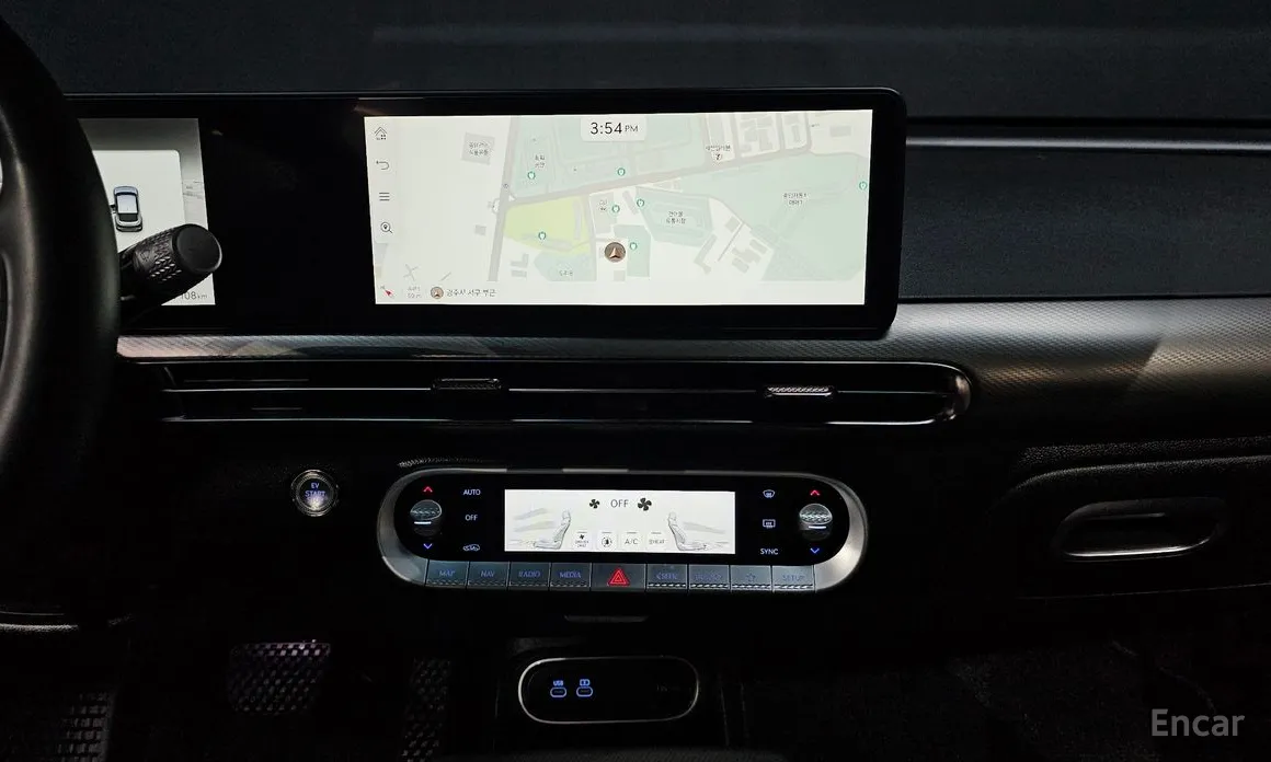 Photo 15 - Genesis GV60