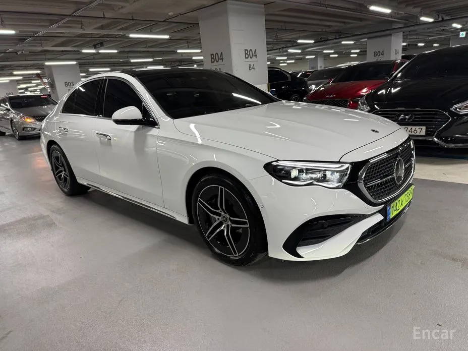 Фото 8 - Mercedes-Benz E-Class