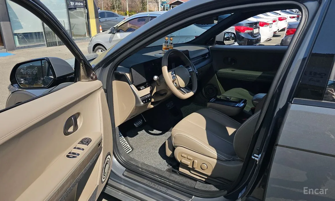 Photo 11 - Hyundai Ioniq 5