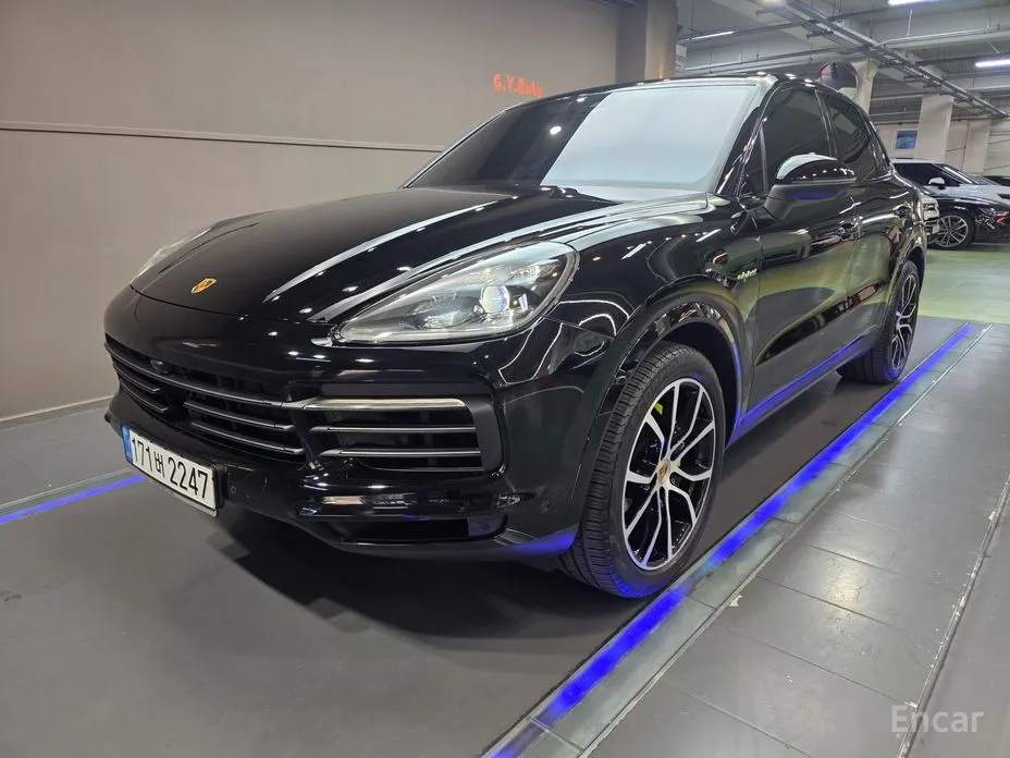 Фото 1 - Porsche Cayenne