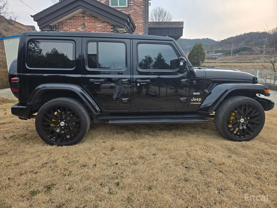 Фото 5 - Jeep Wrangler