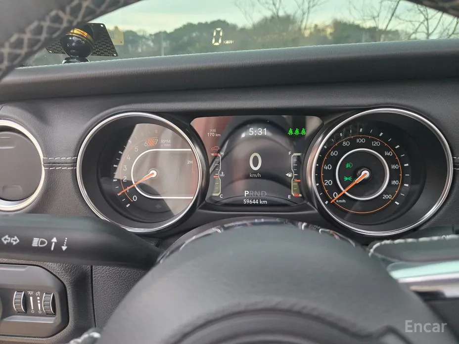 Фото 9 - Jeep Wrangler