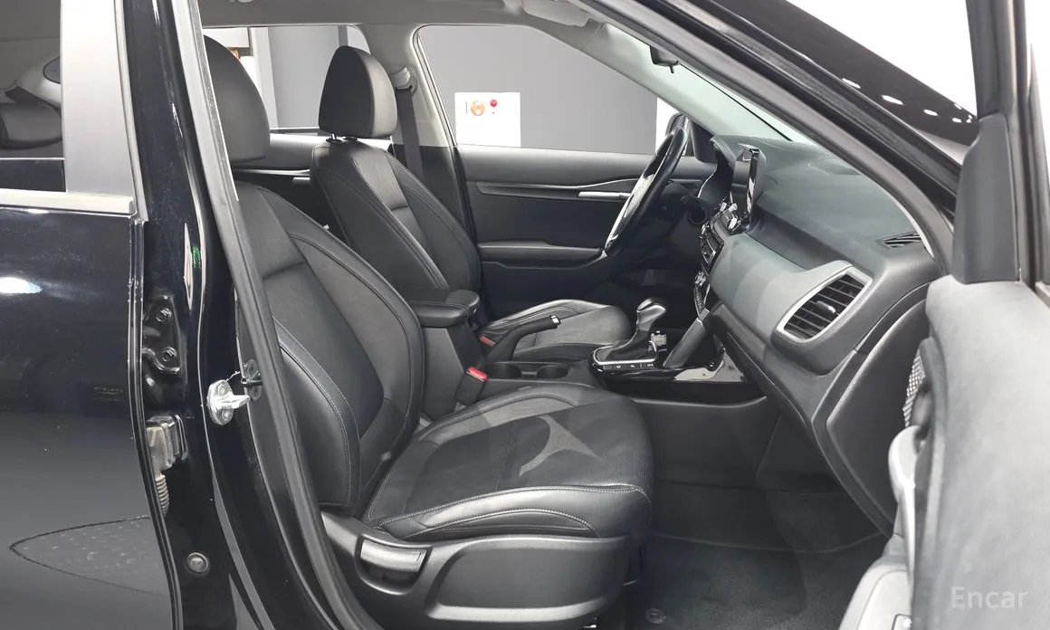 Фото 11 - Kia Seltos