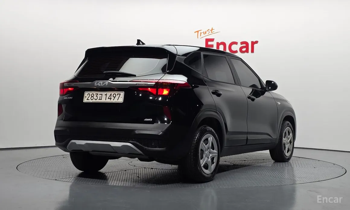 Фото 2 - Kia Seltos