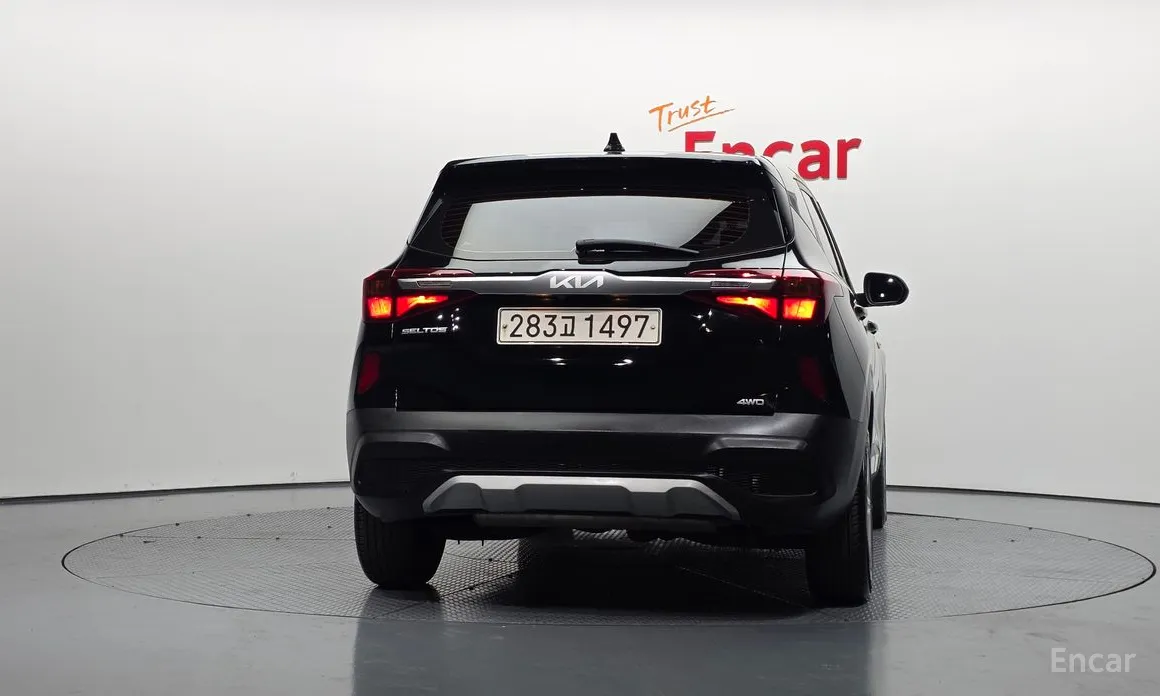 Фото 4 - Kia Seltos