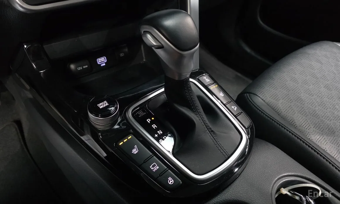 Фото 9 - Kia Seltos