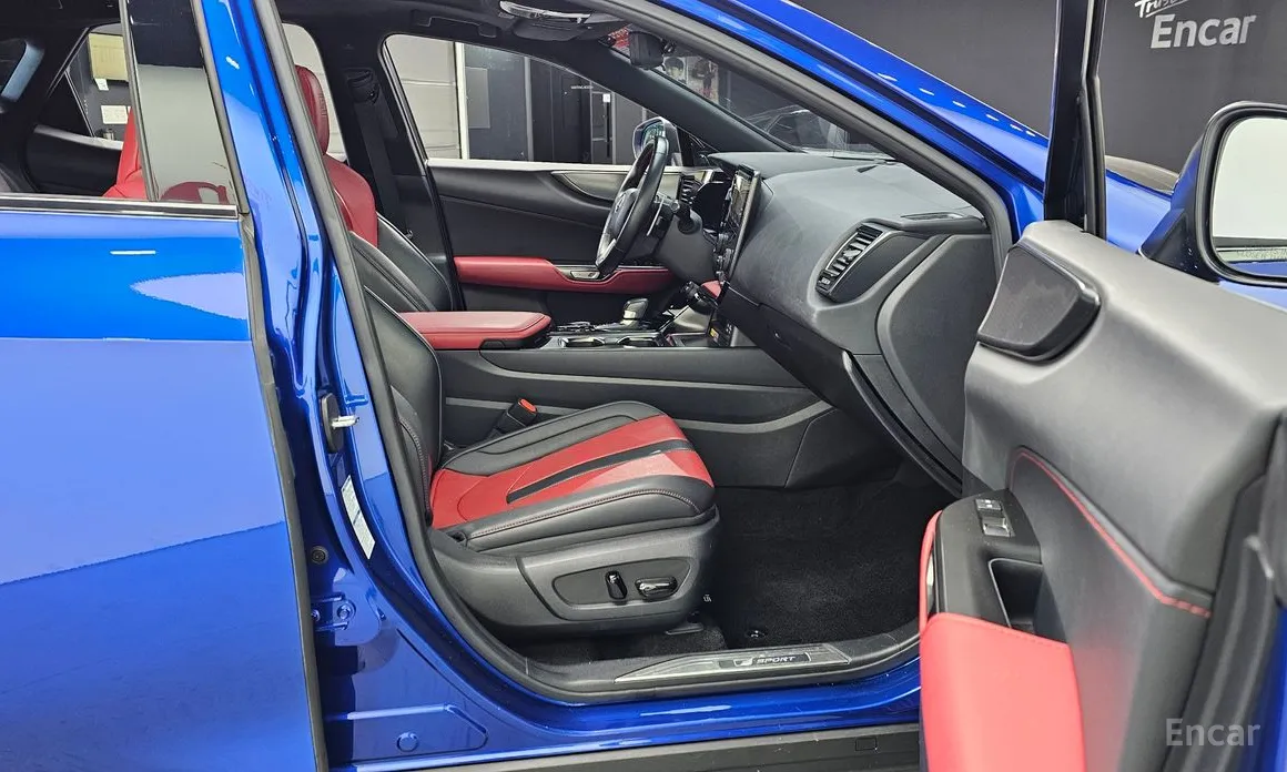 Фото 11 - Lexus NX