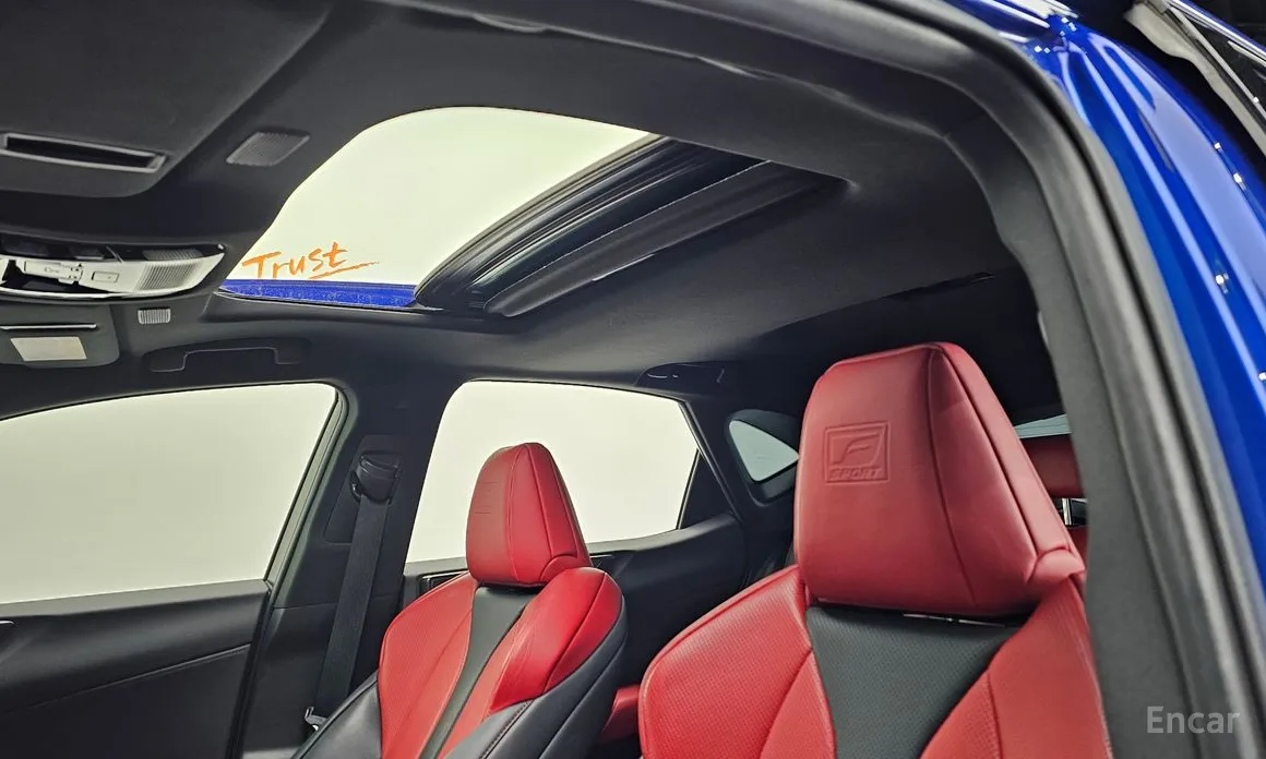 Фото 19 - Lexus NX