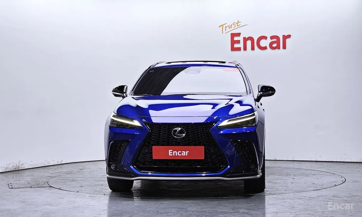 Фото 3 - Lexus NX