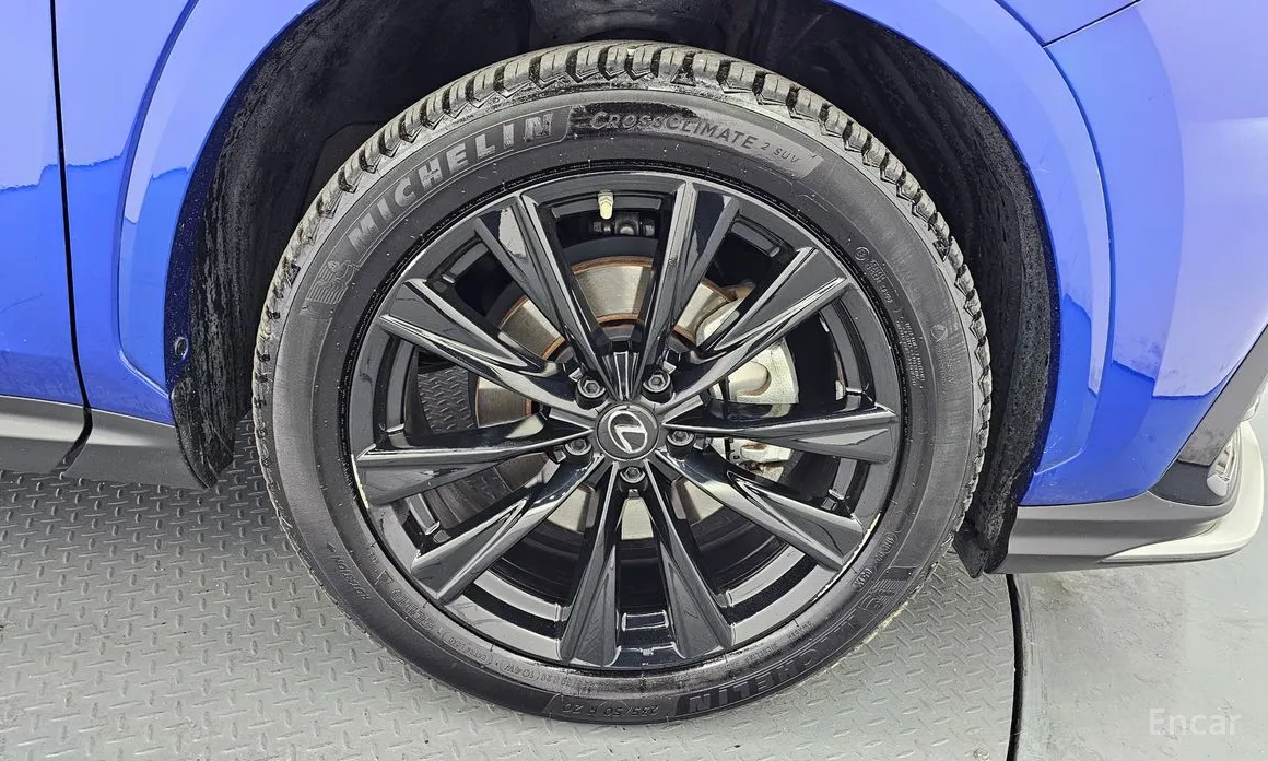 Фото 5 - Lexus NX