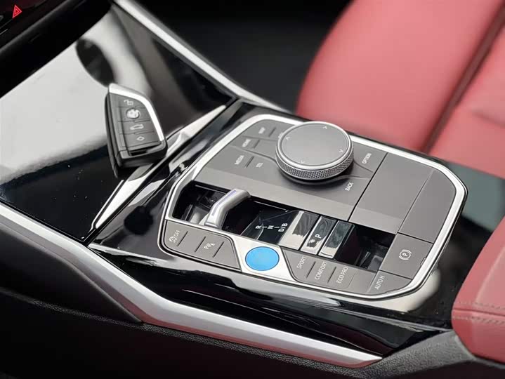 Фото 11 - BMW i3