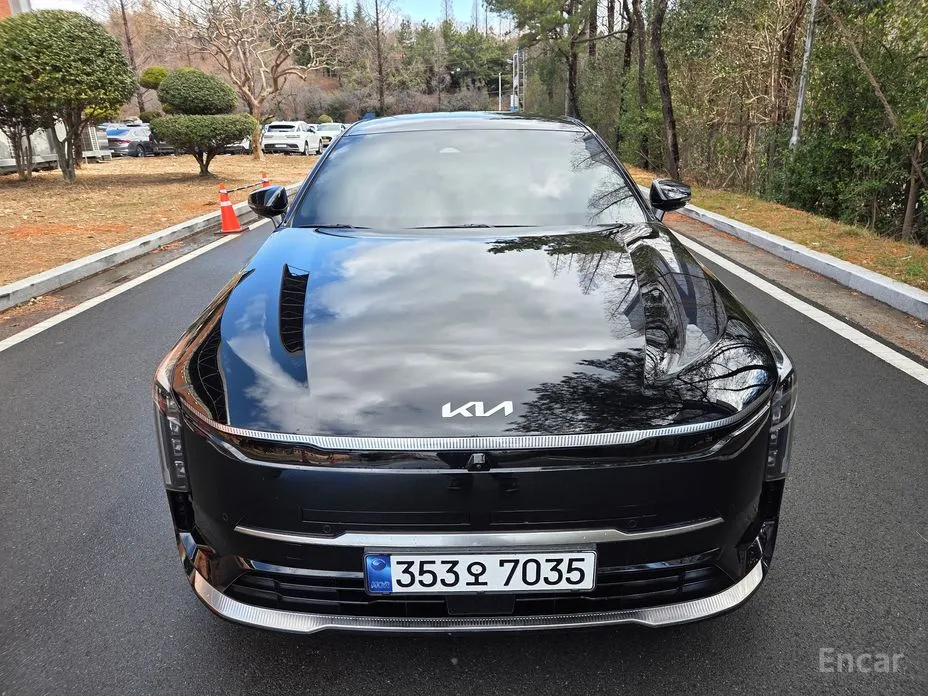 Фото 1 - Kia K8
