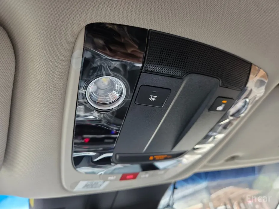 Фото 15 - Kia K8