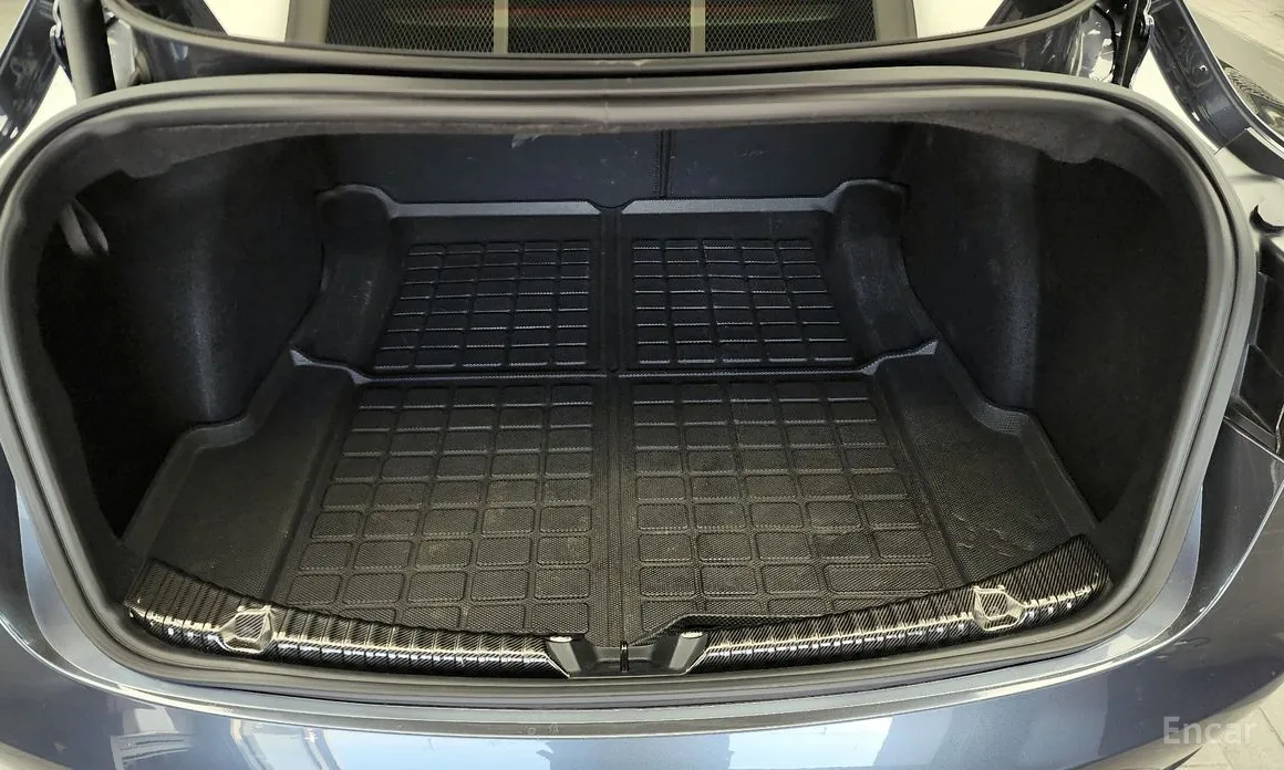 Фото 20 - Tesla Model 3