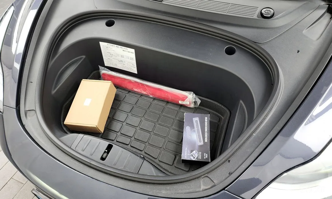 Фото 6 - Tesla Model 3