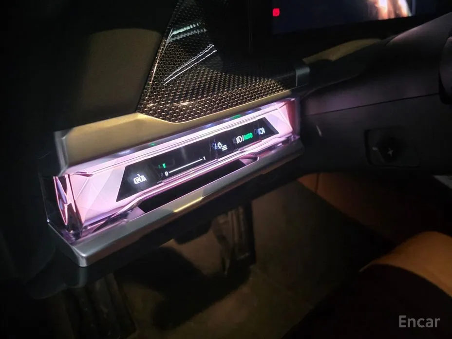 Фото 18 - BMW i7