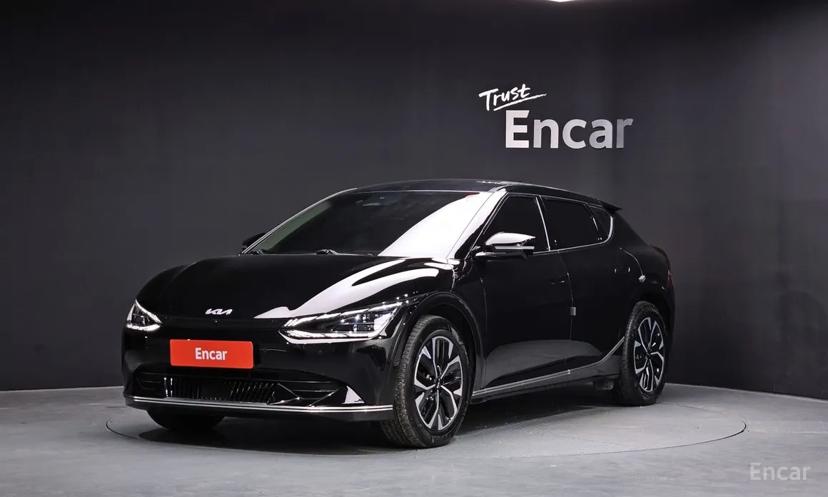 Фото 1 - Kia EV6