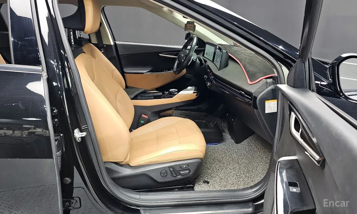 Фото 11 - Kia EV6