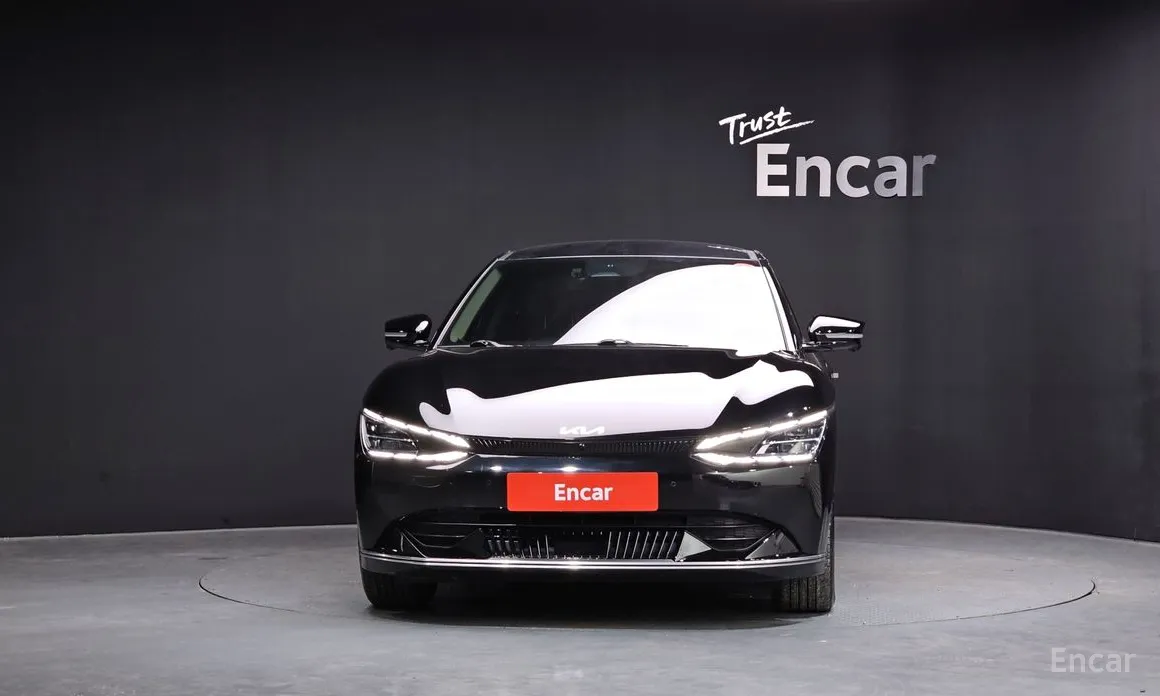 Фото 3 - Kia EV6