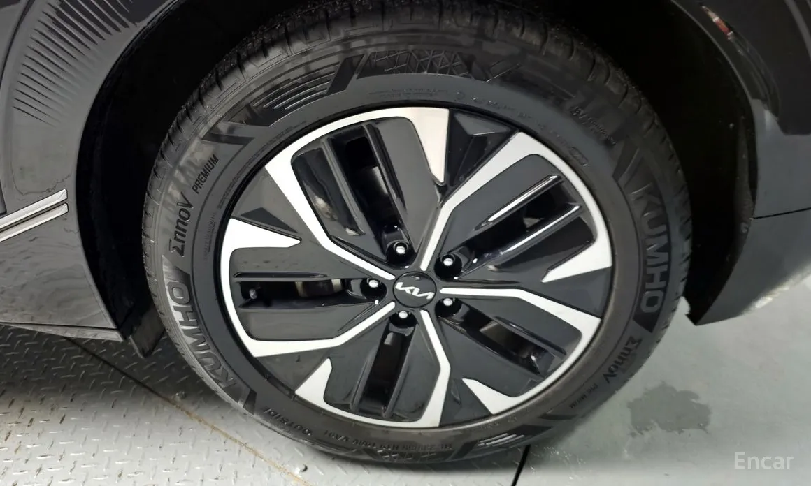 Фото 5 - Kia EV6