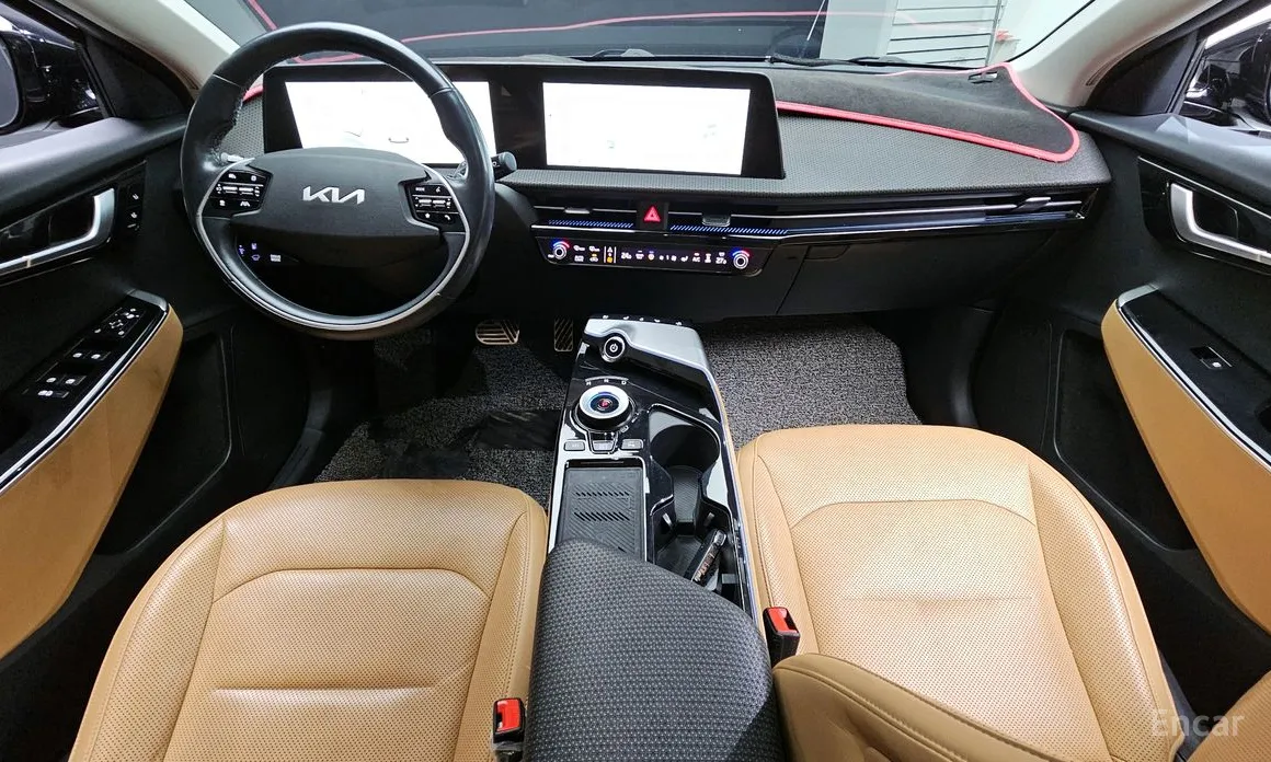 Фото 7 - Kia EV6