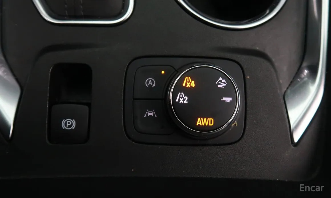 Photo 18 - Chevrolet Traverse