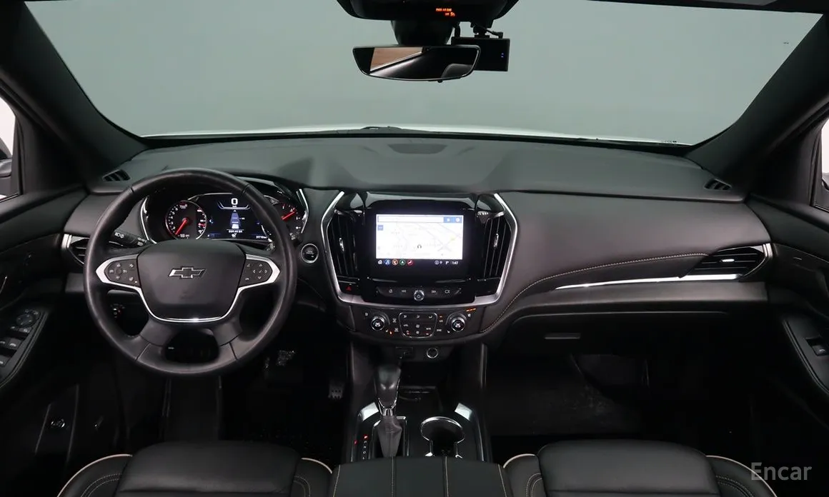 Photo 7 - Chevrolet Traverse