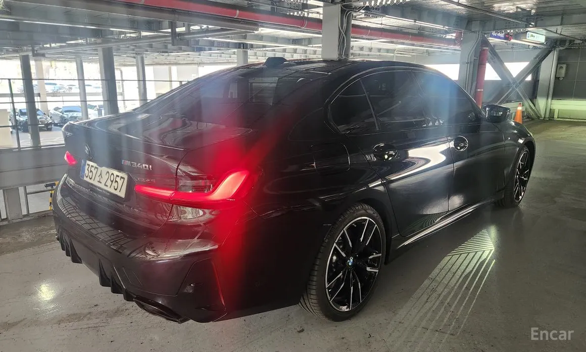 Фото 15 - BMW 3 Series