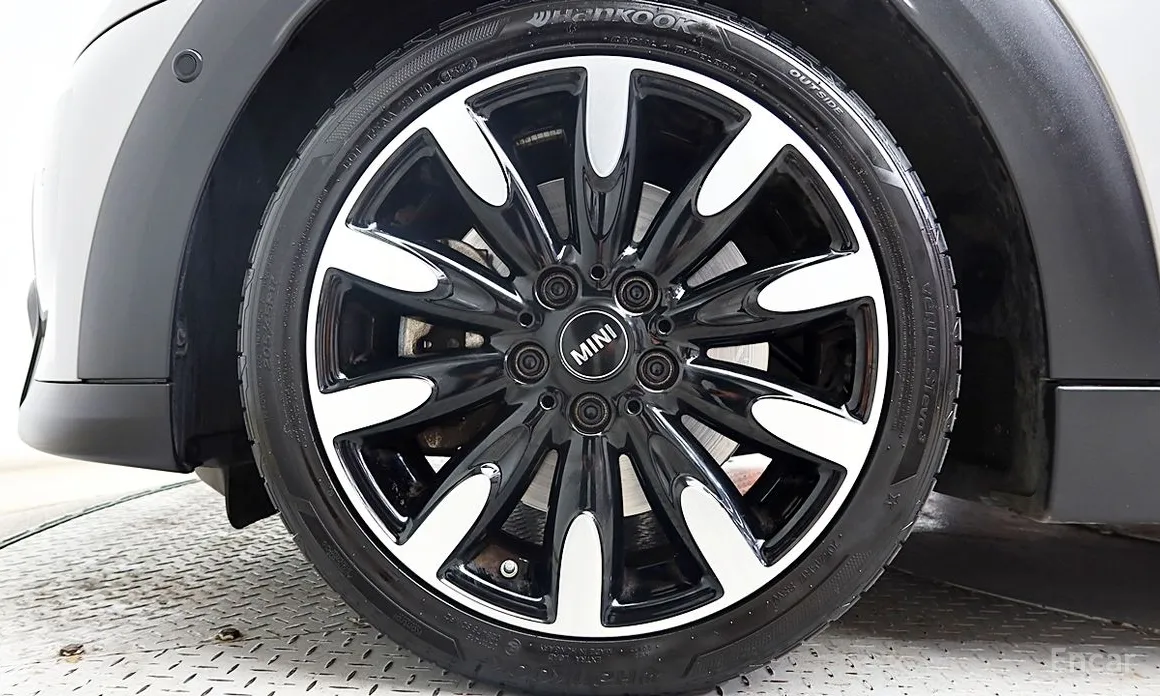 Фото 6 - Mini Cooper