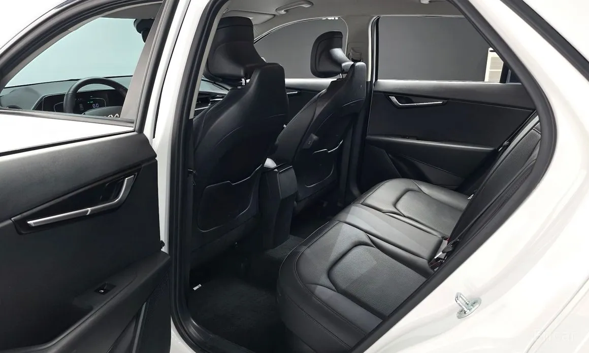 Фото 12 - Kia Niro