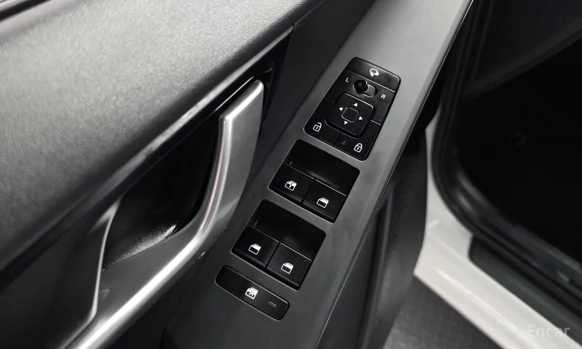 Фото 17 - Kia Niro