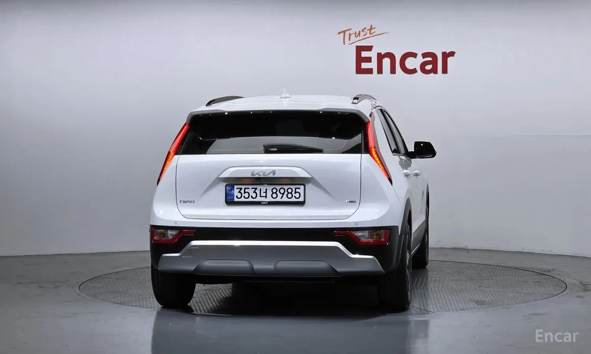 Фото 4 - Kia Niro