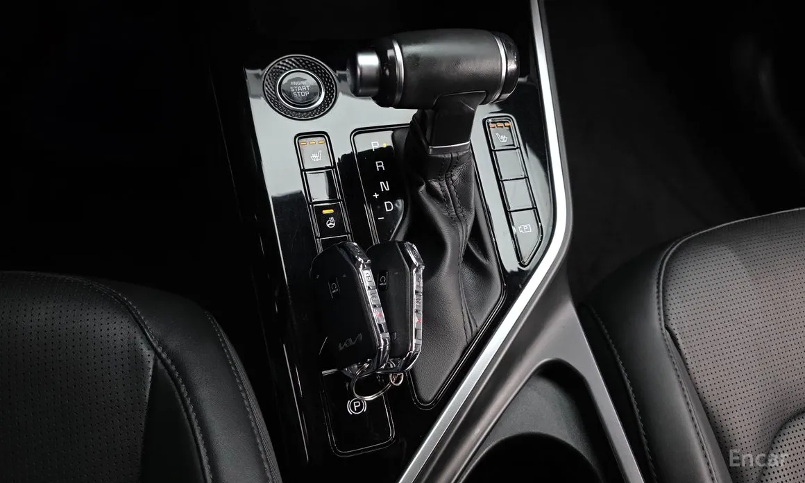 Фото 9 - Kia Niro