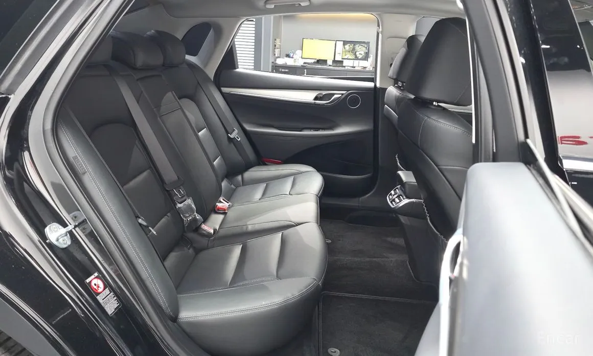 Photo 12 - Hyundai Grandeur