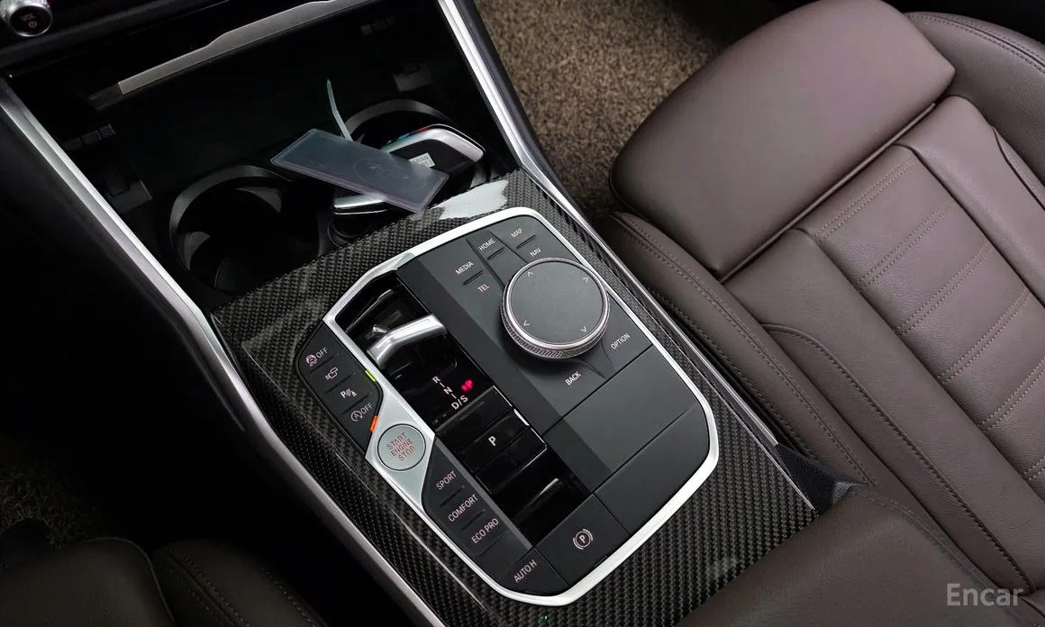 Photo 9 - BMW 3 Series