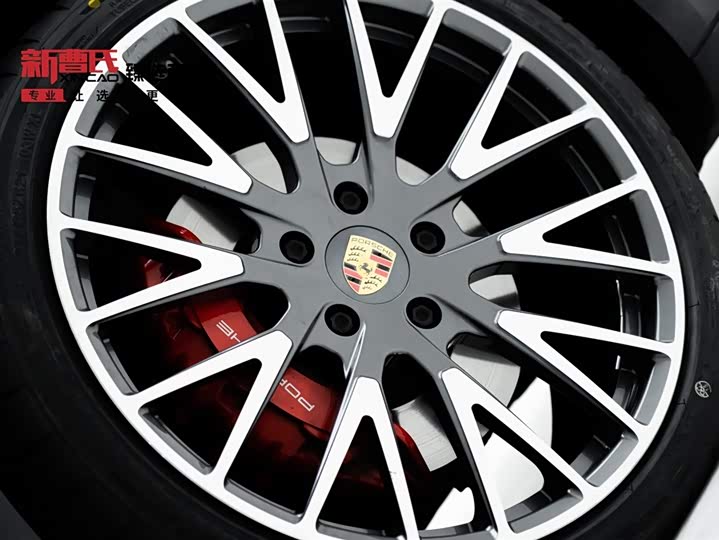 Фото 5 - Porsche Panamera