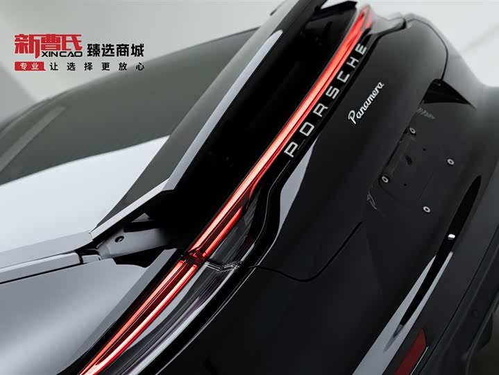 Фото 7 - Porsche Panamera