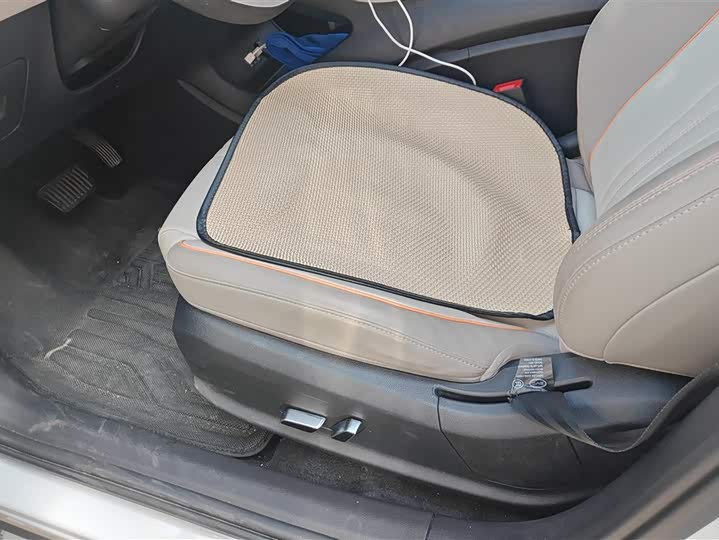 Photo 9 - BYD Song Pro Hybrid