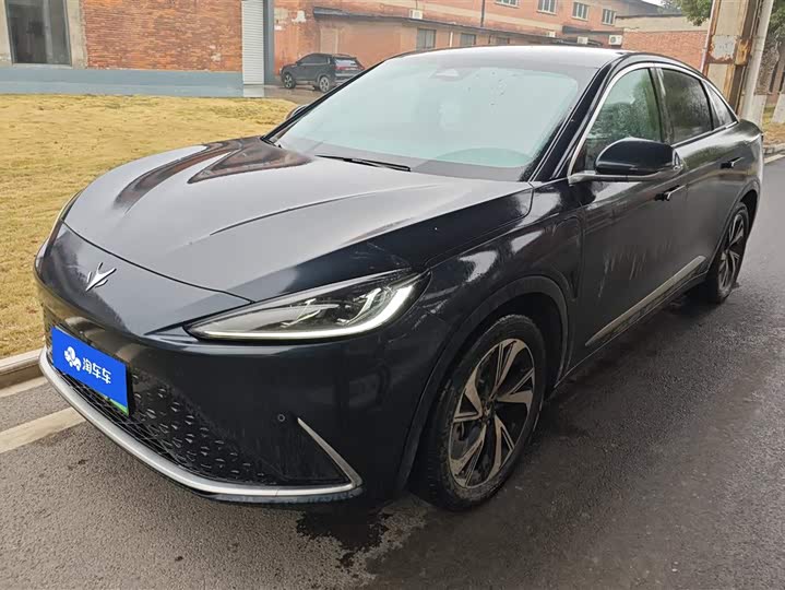 Photo 1 - BAIC Arcfox Alpha S