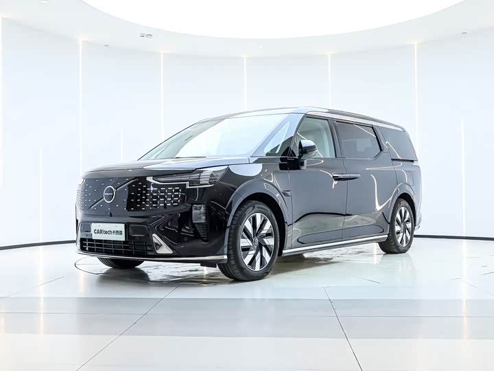 Фото 1 - Volvo EM90