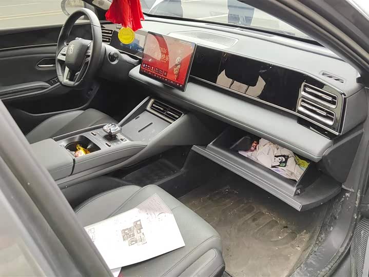 Фото 8 - BYD Qin L