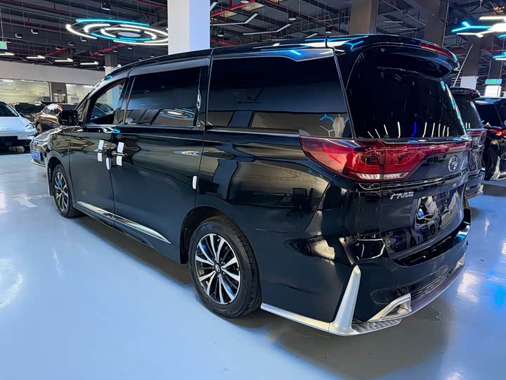 Фото 8 - GAC Trumpchi M8