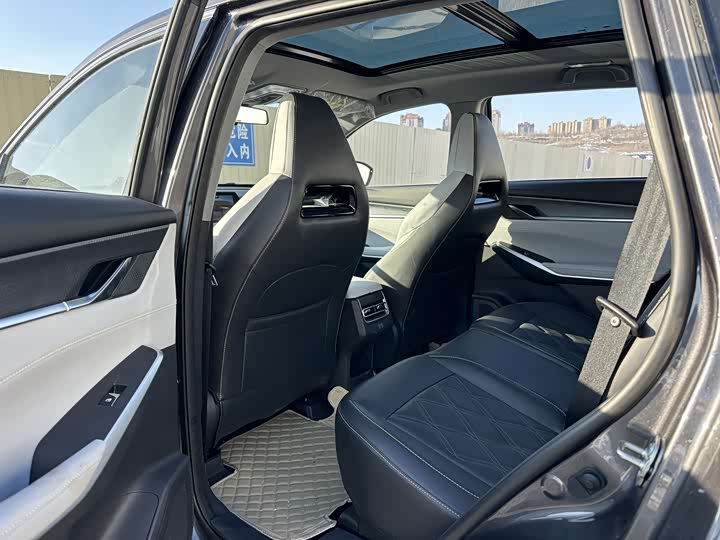 Фото 6 - Changan CS75 Plus