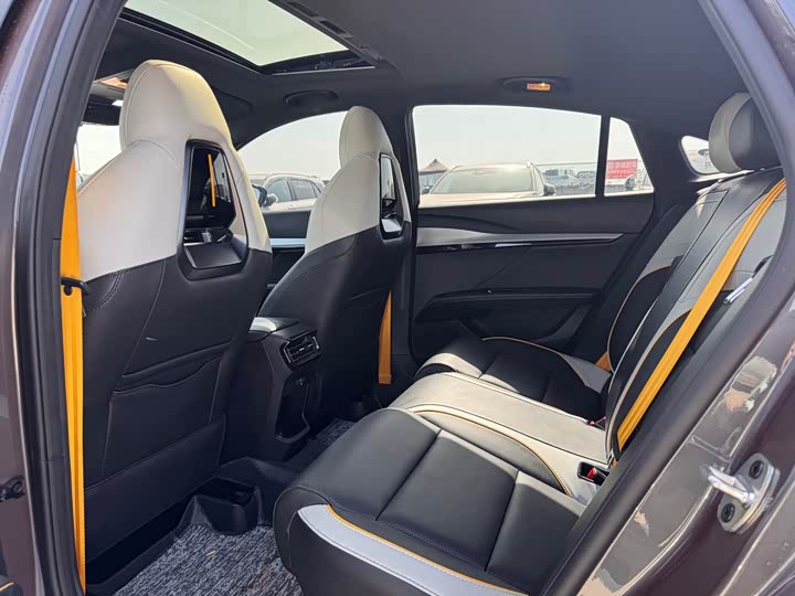 Фото 5 - MG Motor 5 Scorpio