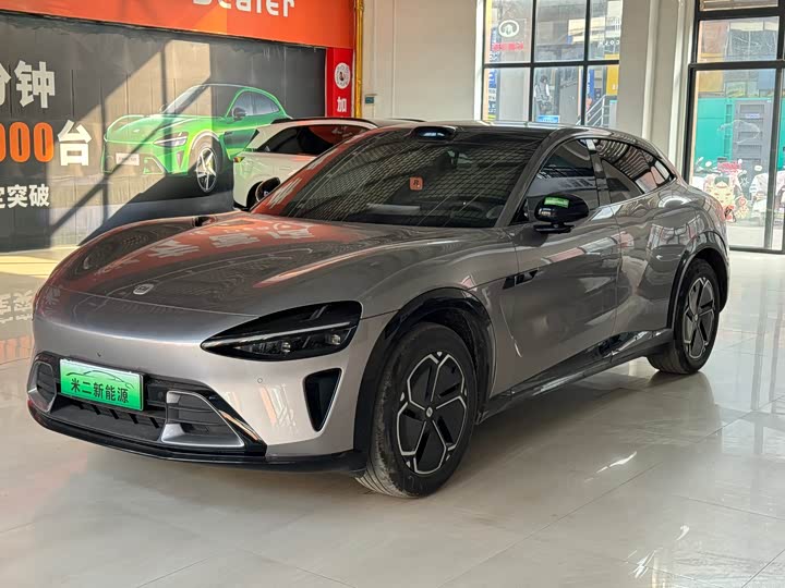 Фото 1 - Xiaomi YU7