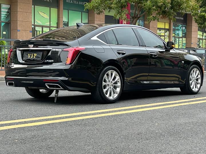 Photo 4 - Cadillac CT5