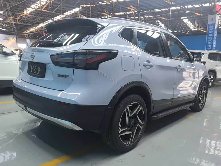 Фото 6 - Nissan Qashqai