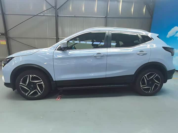 Фото 9 - Nissan Qashqai