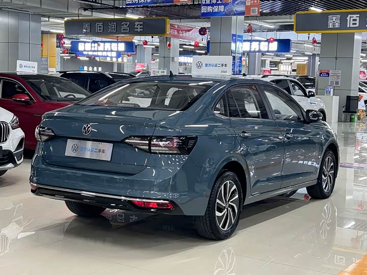 Фото 7 - Volkswagen Lavida